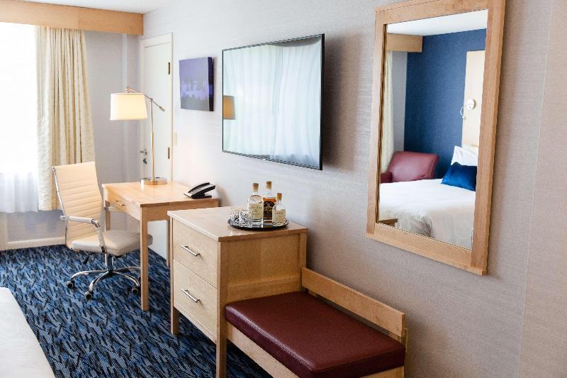 Capitol Plaza Hotel Montpelier Tapestry Collection By Hilton Exteriér fotografie