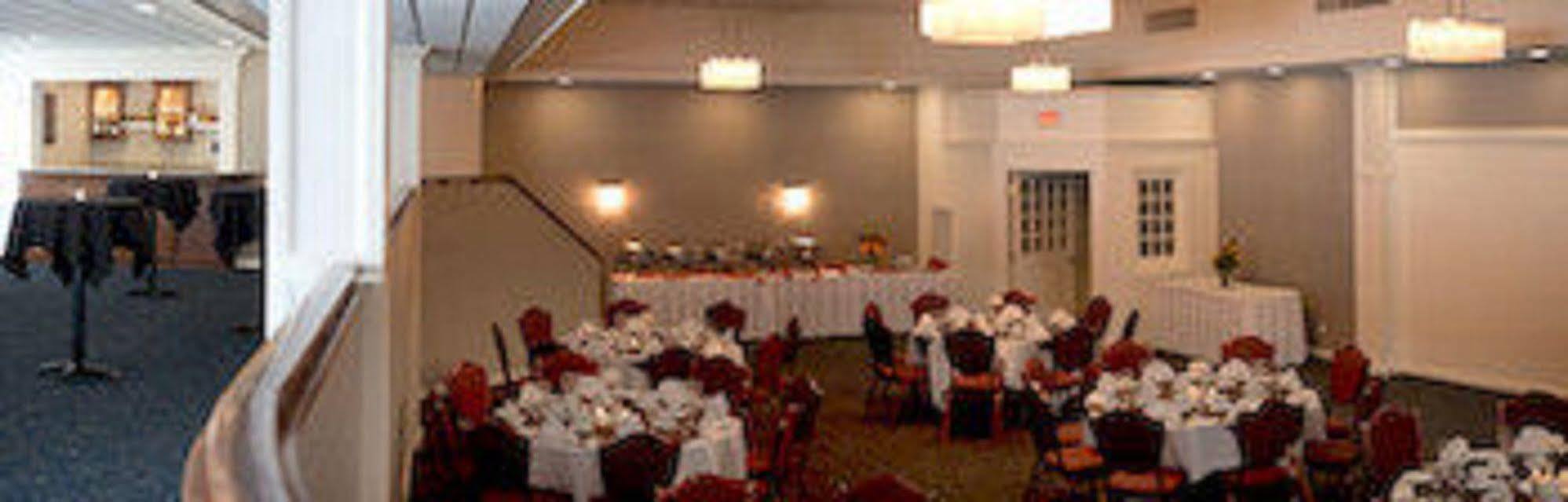 Capitol Plaza Hotel Montpelier Tapestry Collection By Hilton Exteriér fotografie